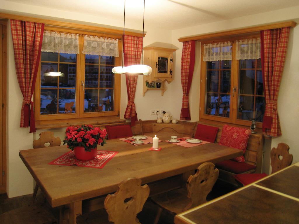 B&B Stiffler-Huus Davos Habitación foto