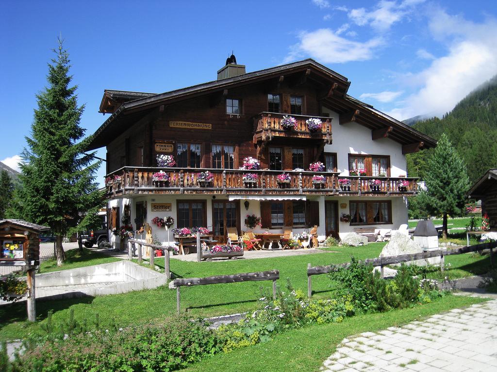 B&B Stiffler-Huus Davos Exterior foto